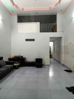 Hire the original house of a clear house near Agribank.