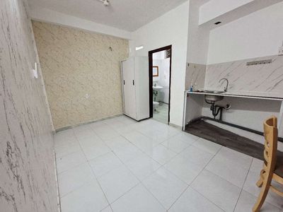 Rent room at 236-0-0-0-0Z0, 3.7 million