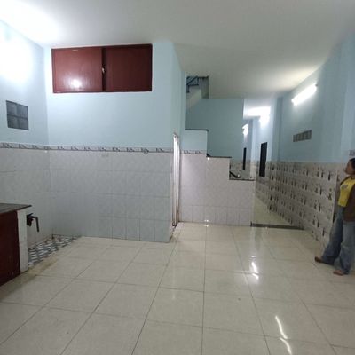 The rent house is 5*20 with a floor all over 3 Vĩnh Lộc B .6 bedrooms.