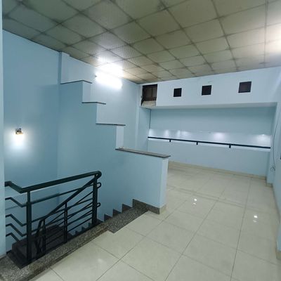 The rent house is 5*20 with a floor all over 3 Vĩnh Lộc B .6 bedrooms.