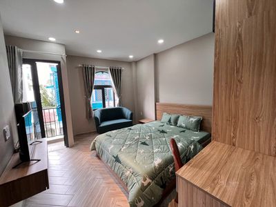 Rent the apartment. A public bedroom.Full interior, Nguyễn Thượng Hiền. Bình Thạnh.