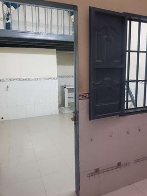 Renting room - clean, secure