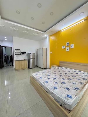 Rent the apartment balcony view Landmark to Metro Text