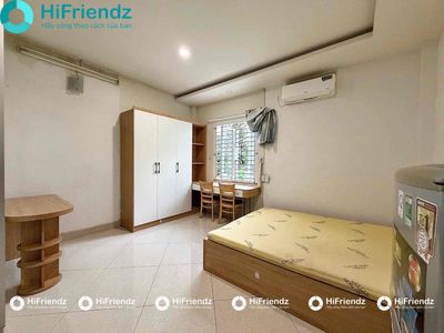 available studio full house wide open
