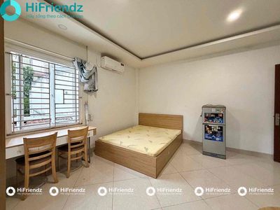 available studio full house wide open