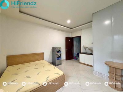 available studio full house wide open