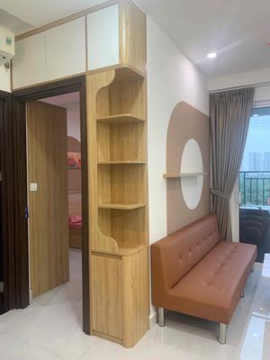 Rent the Sunrise Riverside apartment. Two bedrooms. A full toilet.