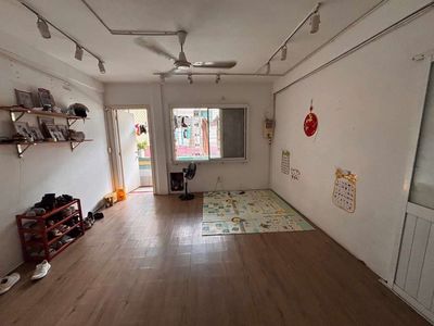 Rent 139 Lý Chính Thắng 70m2 for 11 million a month.
