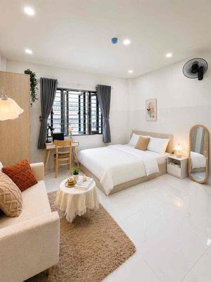 Rent the full interior suite near uth, nhm, cvm, District 12