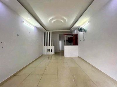 Two floors to two bedrooms, three bathrooms.