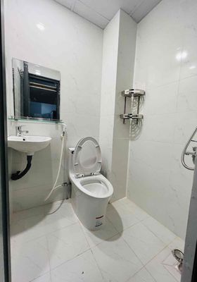 Need to fold into the Lê Đức Thọ motel room