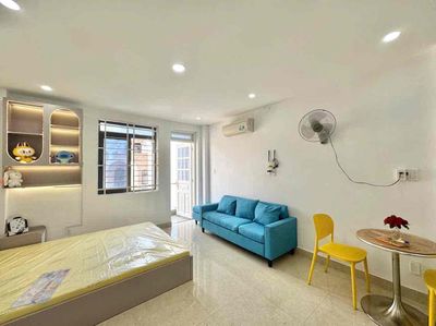 Rent a nice, open-cut apartment right here in the county 1 - near the docks of District 1.