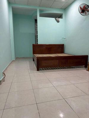 Nguyễn Văn Đậu alley -- the original two bedrooms -- 12 million a month.