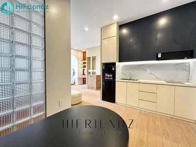 Rent a new suite. - Full new furniture 100% right in District 10