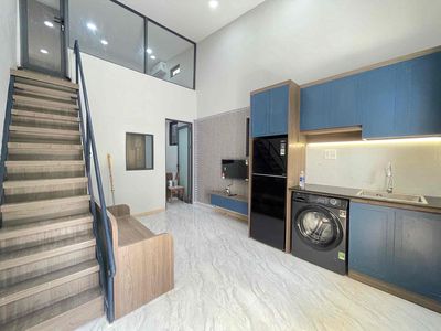 Two bedrooms are like an entire building. One-foot building, one floor, one floor.