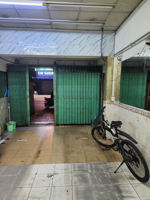 Cash House