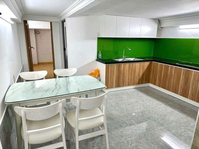 Rent a nice two-story house hep 13 million a month.