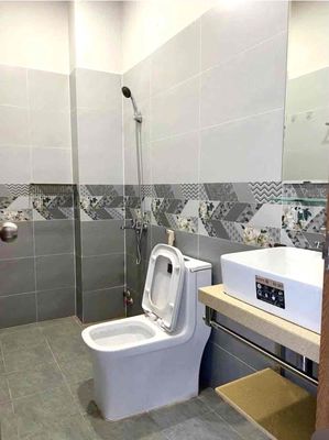 Hot House, Nguyên Hồng Front, 717 11, Bình Thạnh, 4 x14 meters, 2 bedrooms