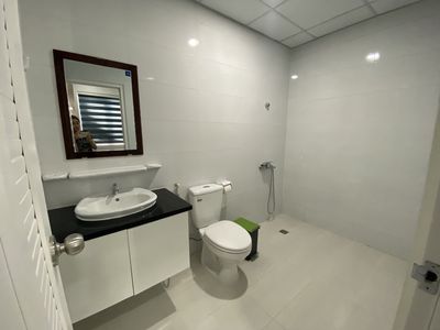 Rent the Topaz Elite apartment 3 bedroom 2 empty toilets 12 million a month