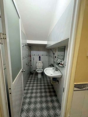 Two bedrooms, two toilets... zqz0.