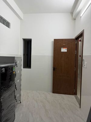 The elevator, the door.
