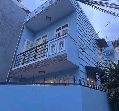 Rent a Grand Central Park, 2 meters 2 bedrooms, 13.5 million.