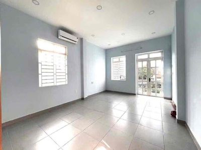 Rent a Grand Central Park, 2 meters 2 bedrooms, 13.5 million.
