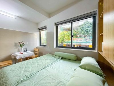 rent a large sky window studio Tô Hiến Thành private washing machine
