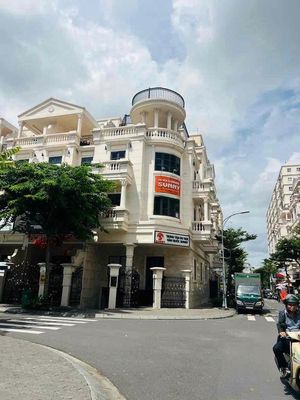 Rent the two-way số 8 City Street.