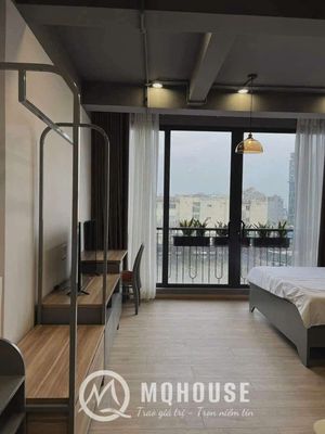 Rent a balcony suite full of furniture in Etown Cộng Hòa, Tân Bình.