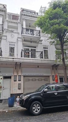 Rent a Số 1 City Street 7 Gò Vấp, 5 x 20 meters, 3rd floor beautiful