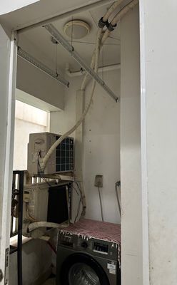 Rent the corner of two bedrooms. Two Citi Cát Lái toilets.