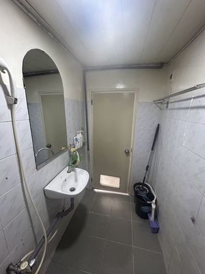 Room for 3rd District, area 19 meters, with Cold Machine (Short HaDoRisa)