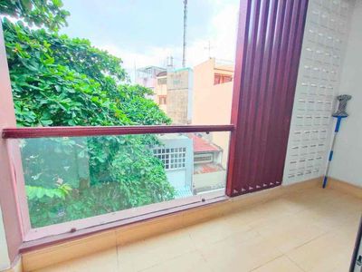 With 8 million of you right here in the apartment in Bến Thành one bedroom.