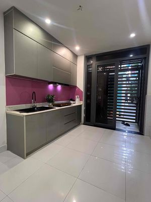The square root house - Tôn Đản 3 bedroom 3 toilets