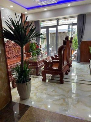 Two-sided corner, four bedrooms. Five Quang Trung.730.