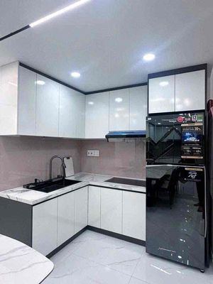 The Home Department has its own three, 5 x 18 meters, 4 bedrooms, 4 toilets, Th court.