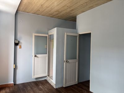 to women who rent rooms.