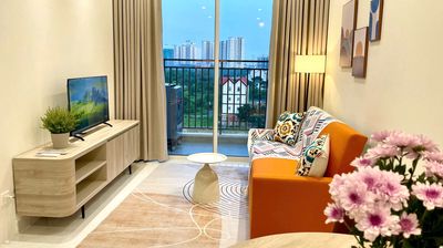 Rent a lot of apartments an block A block H rent only 9 million.
