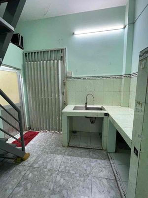 Rent the original apartment - 1 st 1 st floor [4 x14 M] - 6 M - 5 bedroom 2 toilets
