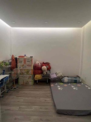 House 1 .1 House 1 has 7 7 7 bedrooms 4 x 14 m 381 huỳnh Tấn Phát 381 huỳnh Tấn Phát District 7