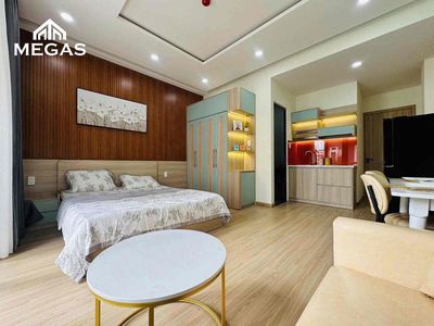 Renting apartments, balconys, full interiors.