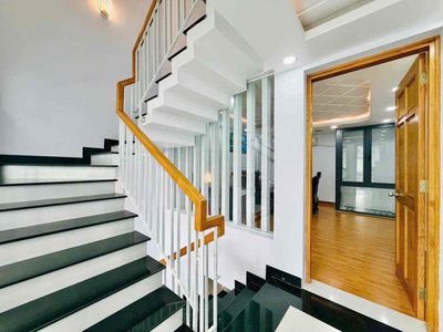 Rent House Oh To Sleep Street (4 x 15 m) 1 out of 3 floor bedroom 4.5 Full interior toilets