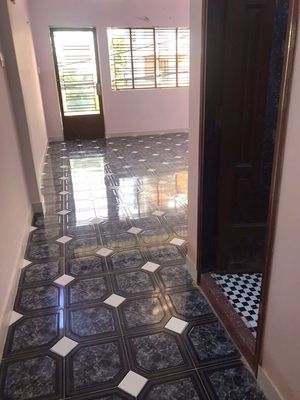 Four stories, four meters x 17 meters, four bedrooms, three toilets, 204 fronts, 4'2"