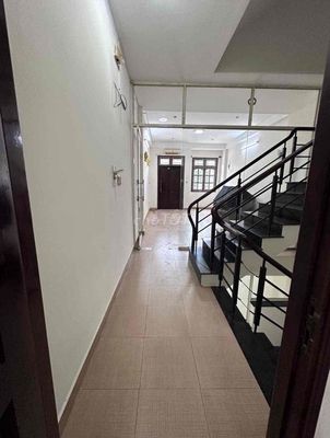 House rents out a 32A number, P. Bình Trị Đông B, B T
