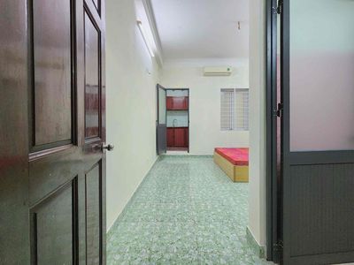 Open window pantage room - K300 - near Communist lotte