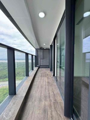 Two bedrooms 7 view broad balcony rent only 13 million a month.