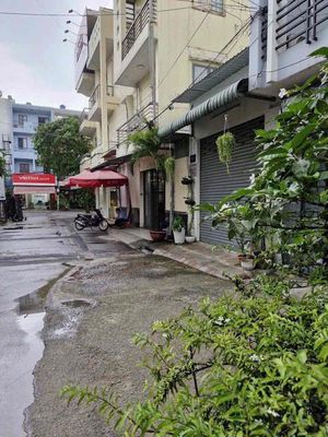 Rents 1/ Nguyễn Sĩ Sách of the 15 Tân Bình district