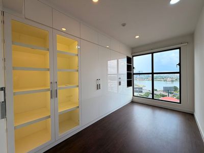 Rent two Saigon Royal bedrooms at 88 meters and 2 view fireworks only 28 million a month.