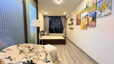 The owner rents two bedrooms 85 meters, full upper-end fireworks view